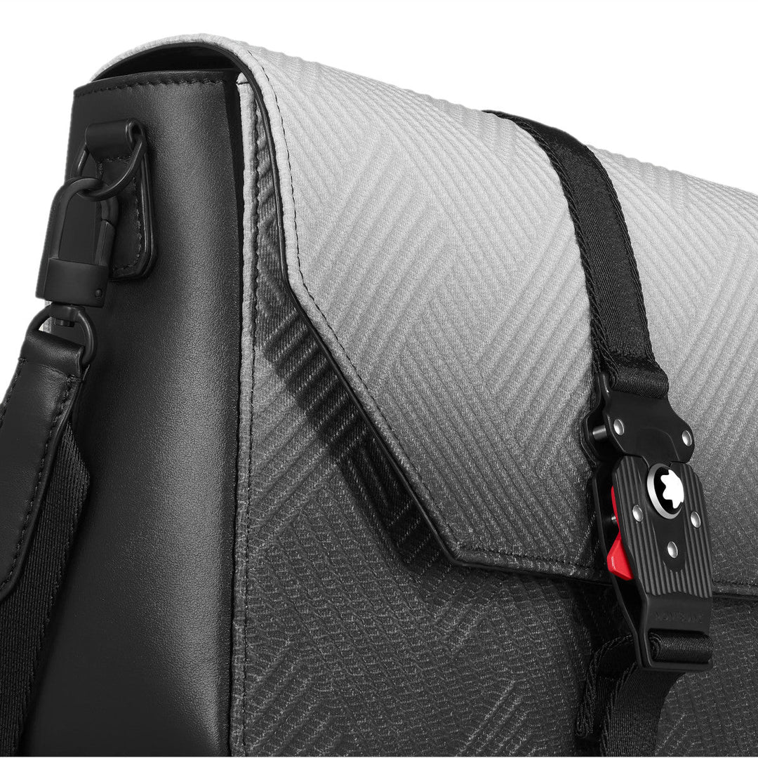 Сумка через плечоMontblancSac Reporter с пряжкой M LOCK 4810 Montblanc Extreme 3.0