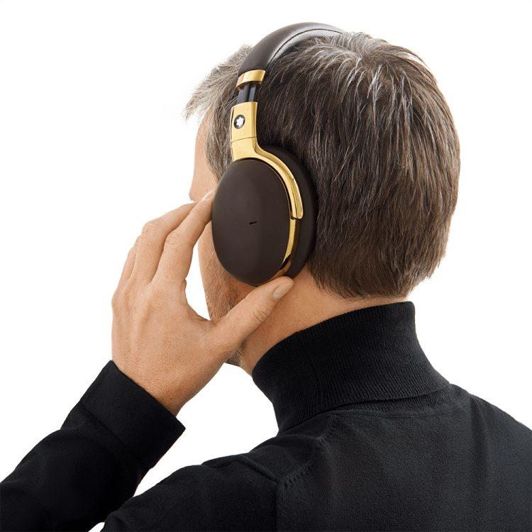 Connected Travel Headphones Montblanc MB 01 Braun - Boutique-Officielle-Montblanc-Cannes